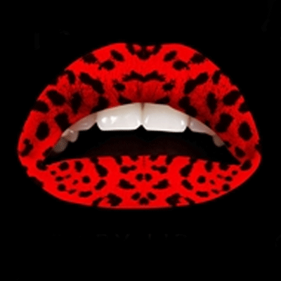Image of Carnaval Rode luipaard lip tattoo