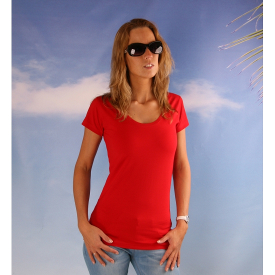 Image of Dames shirts rood met ronde hals