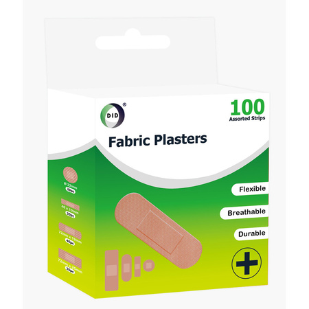 100x pieces plasters different types/sizes 